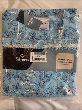 New Silverts Women's Open Back Nightgown Size M